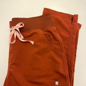 FIGS ‘Dirty Chai’ Yola Skinny Scrub Pant